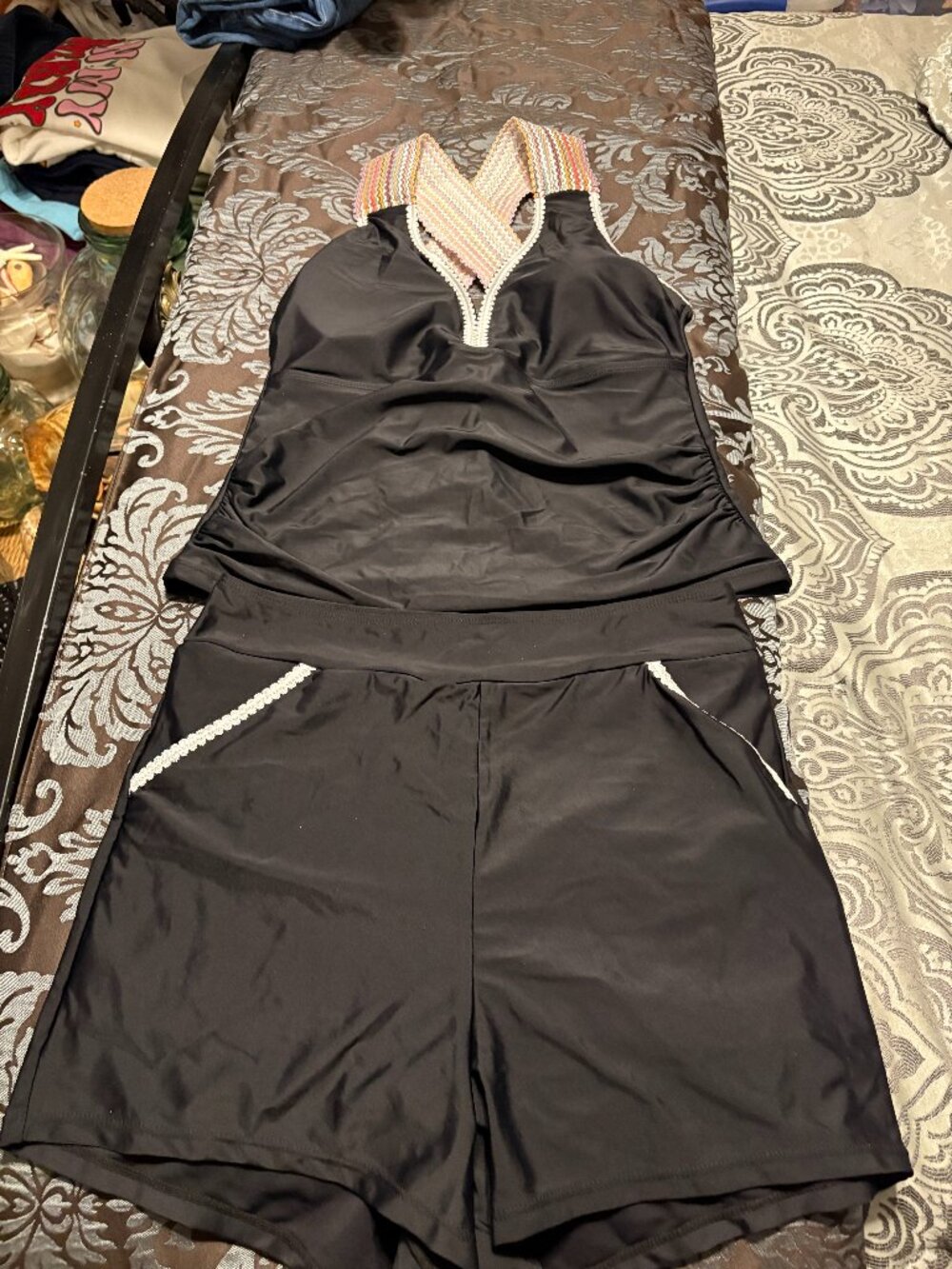 Cupshe Black 2 Piece Tankini V Neck Top Multi Colored Swimwear/Activewear SizeXL